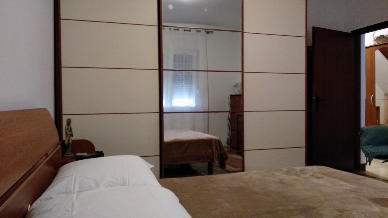 Apartman Tonka Kastela Luaran gambar